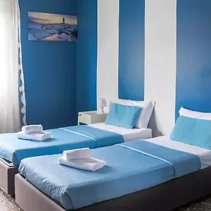 ** Konukevi I Am Here - Gioia 71 İtalya